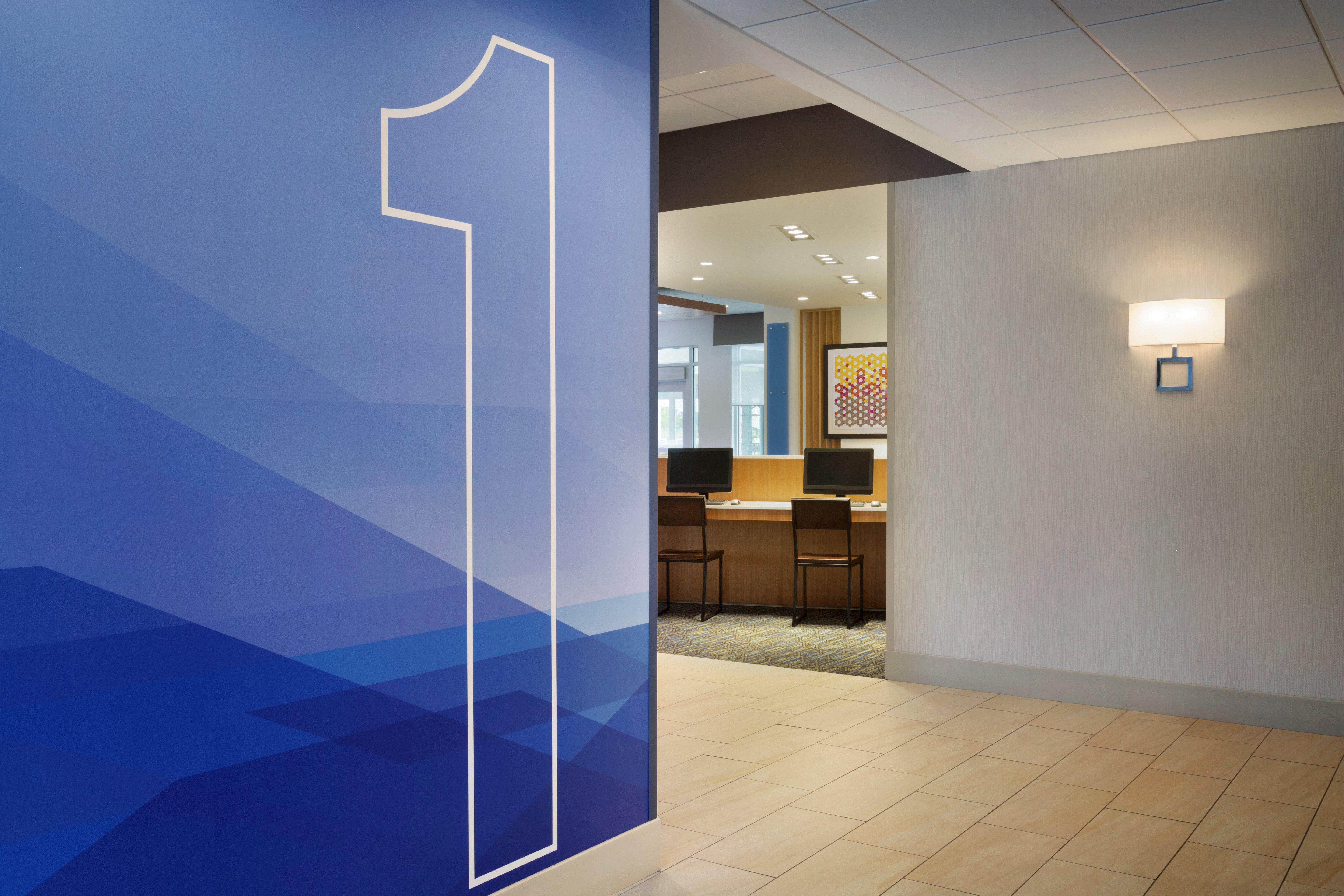 Holiday Inn Express & Suites - Middletown By Ihg Exterior foto